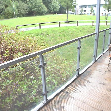 Brentwood Town Retreat - Large 2 Bedroom Apartment Exterior photo